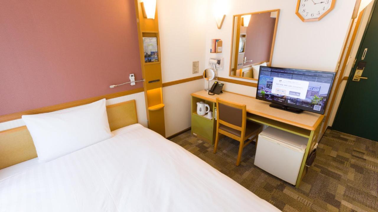 Toyoko Inn Osaka Umeda Nakatsu No.1 Zewnętrze zdjęcie